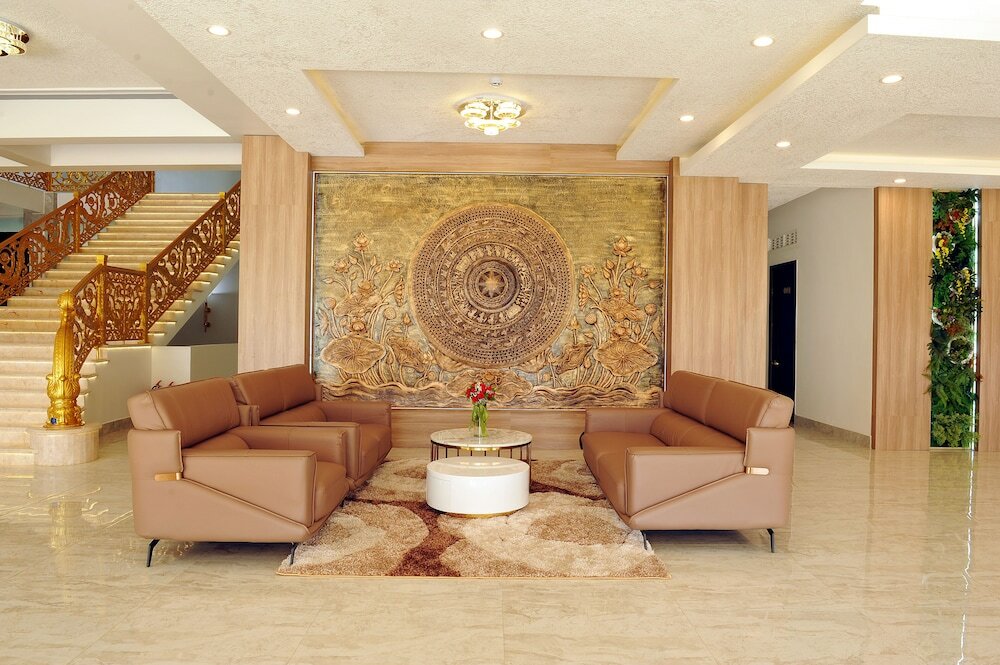 Фото Tam Chau Luxury Hotel