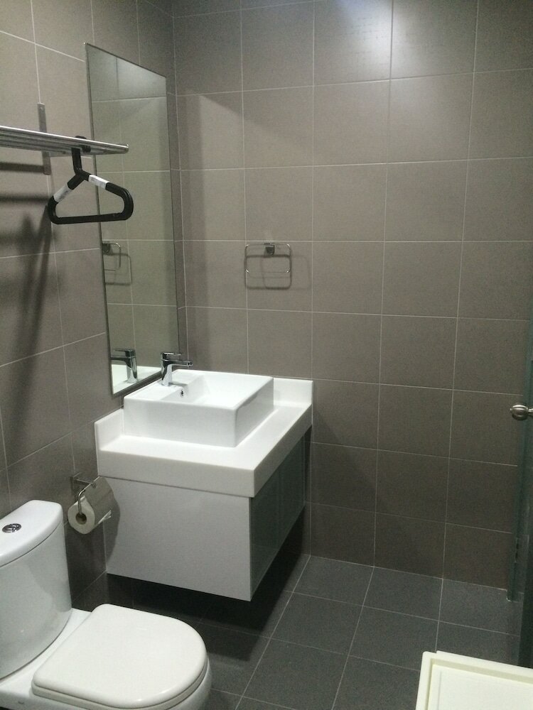 Фото Summer Suites Express - Hostel