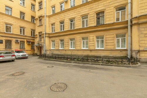 Жильё посуточно Apartaments on Saperniy 8, Санкт‑Петербург, фото
