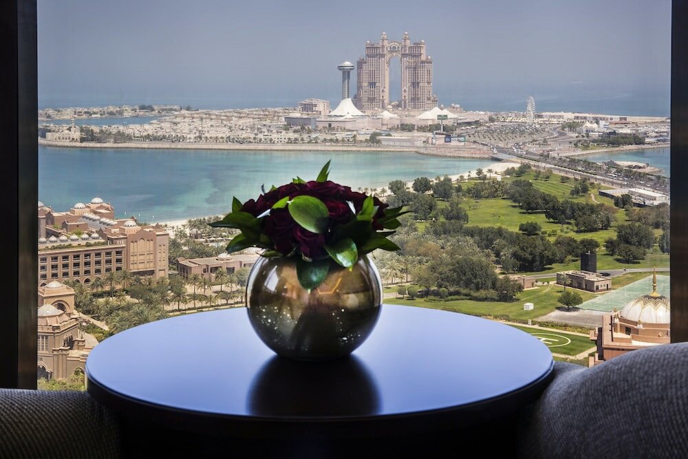 Фото Bab Al Qasr Hotel