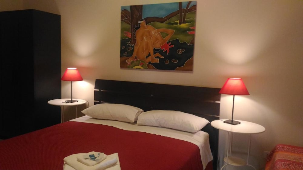 Фото Affittacamere B&b Domus Taranto