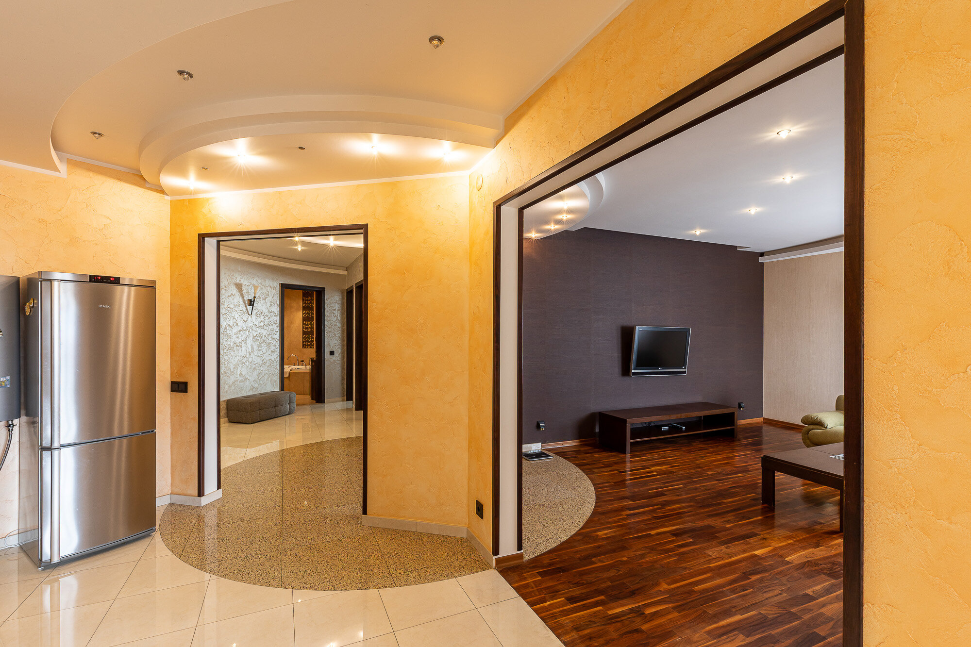 Фото Апартаменты на улице Виноградной 15/1