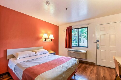 Гостиница Motel 6 Pinole, Ca