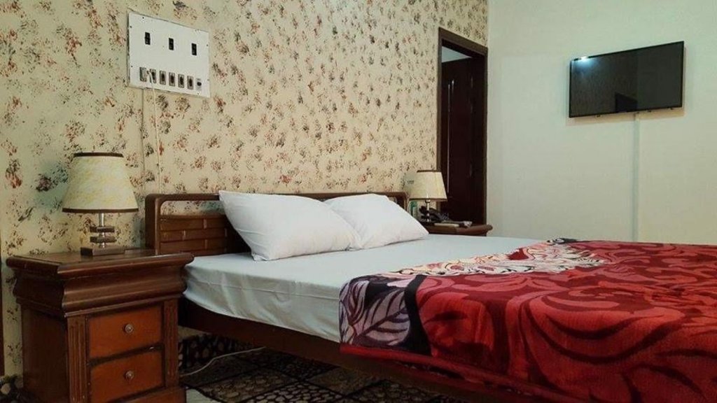 Фото Hilltop Hotel