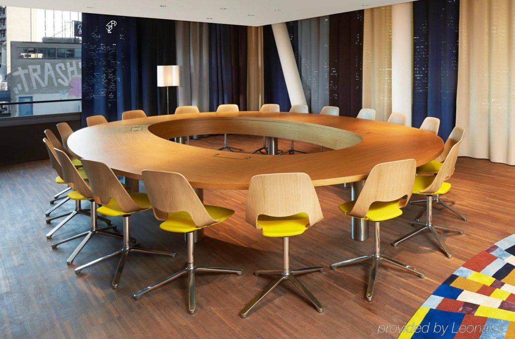 Фото 25hours Hotel Zürich West