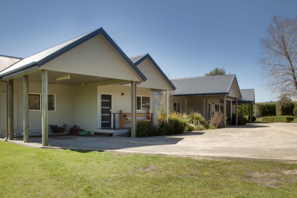 Фото Lakeside Villas at Crittenden Estate