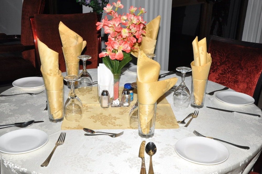 Фото MJ Grand Hotel