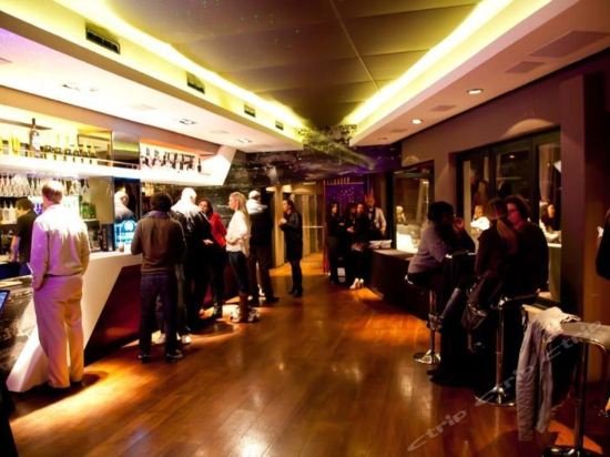 Фото Hotel Ambassador