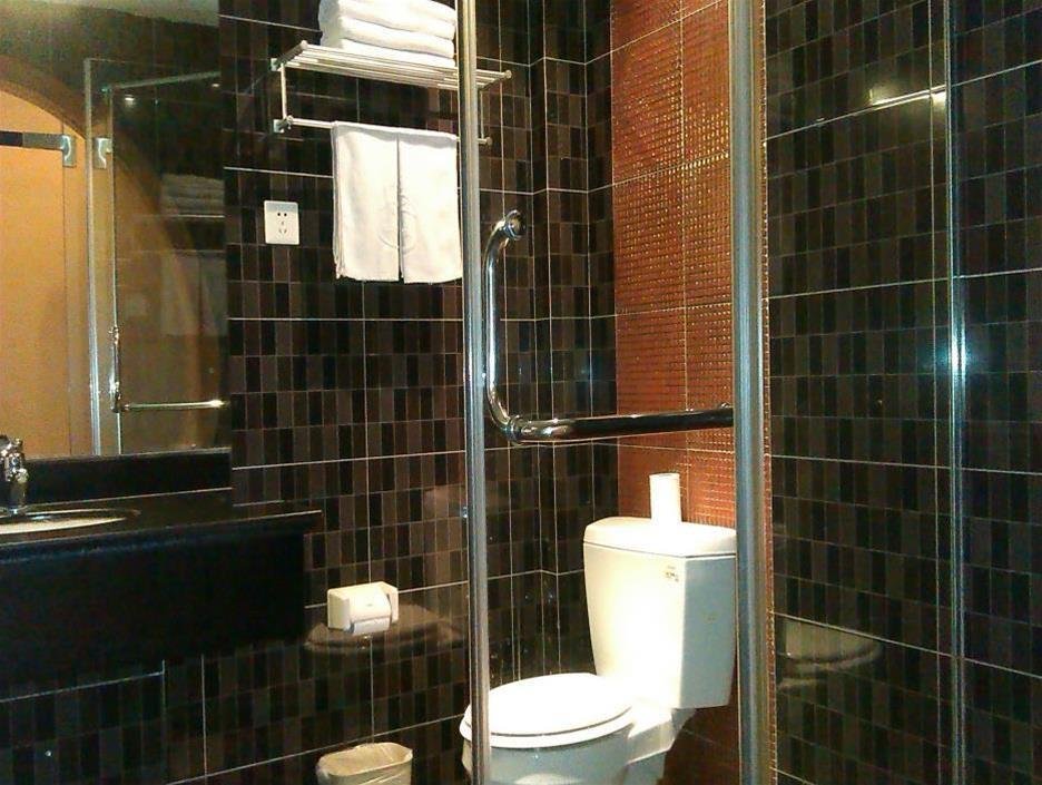 Фото Huaxun Inns Shanghai Jiading Anting Branch