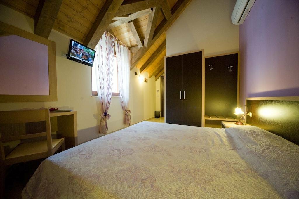 Hotel Quattro Ducati, Trani, photo