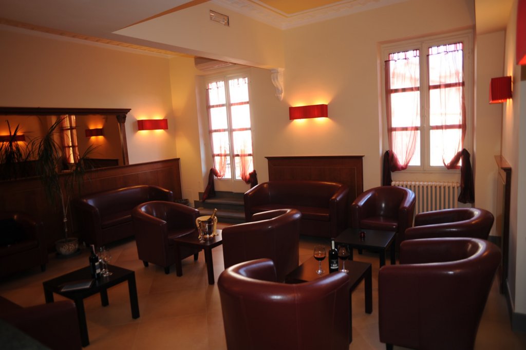 Фото Hotel California