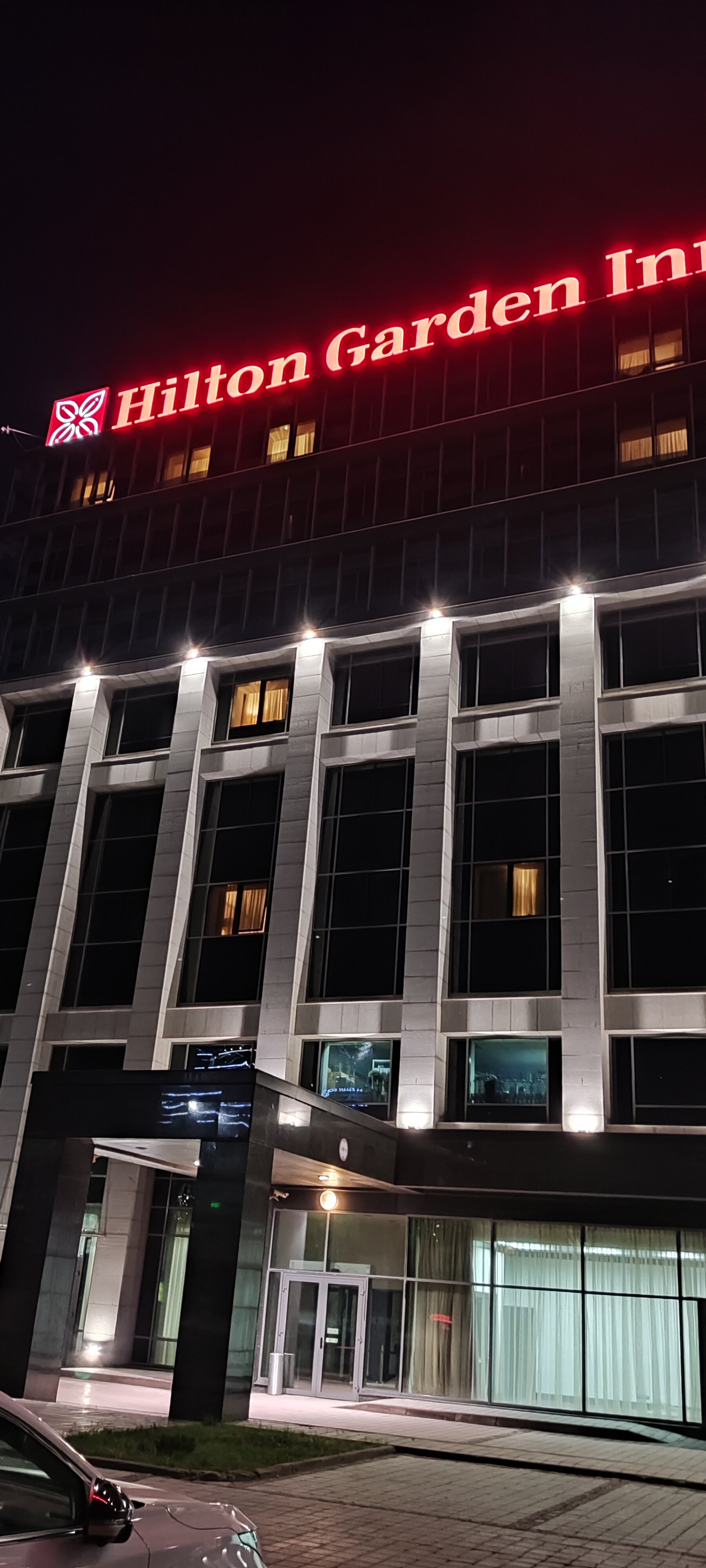 Фото Hilton Garden Inn Astana