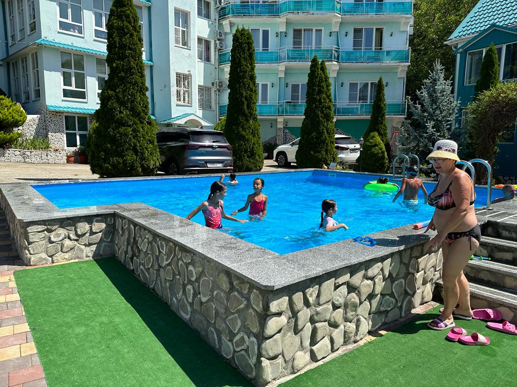 Фото Дженнет