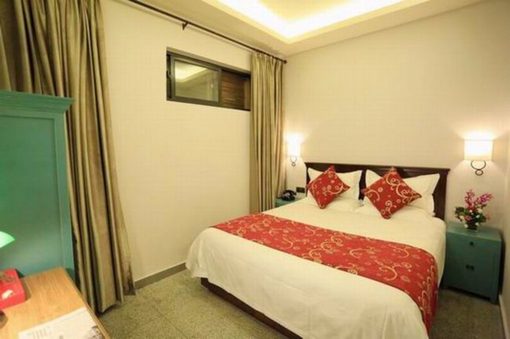 Фото Wuyang Boutique Hotel - Hefang Street
