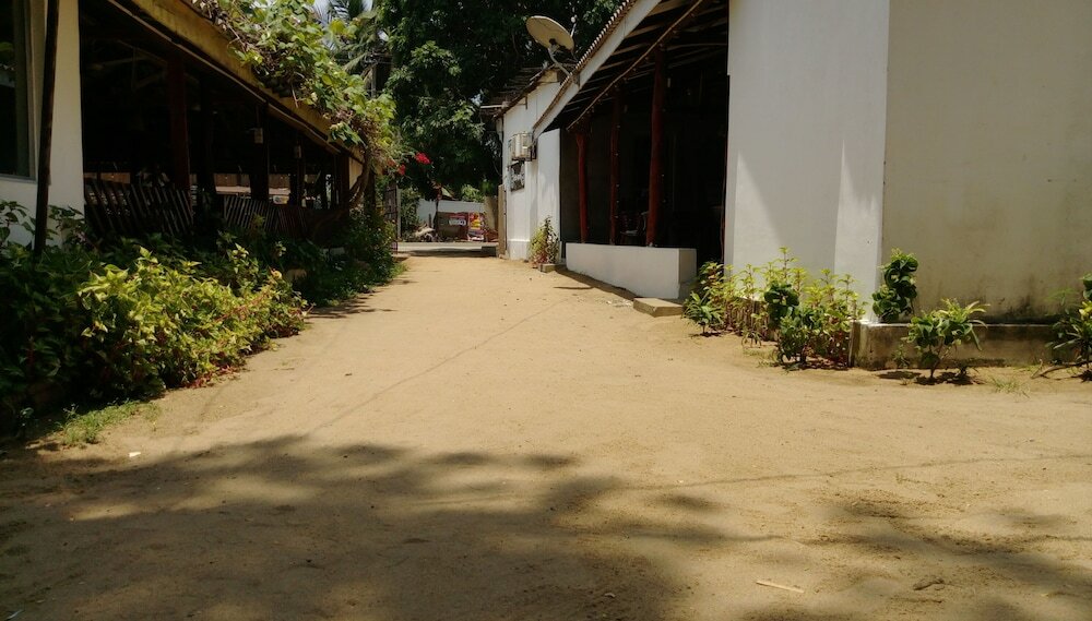 Фото Hangloose Arugambay