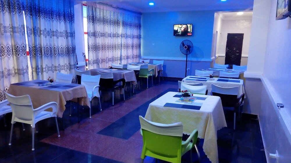 Фото Denposon Royal Hotel