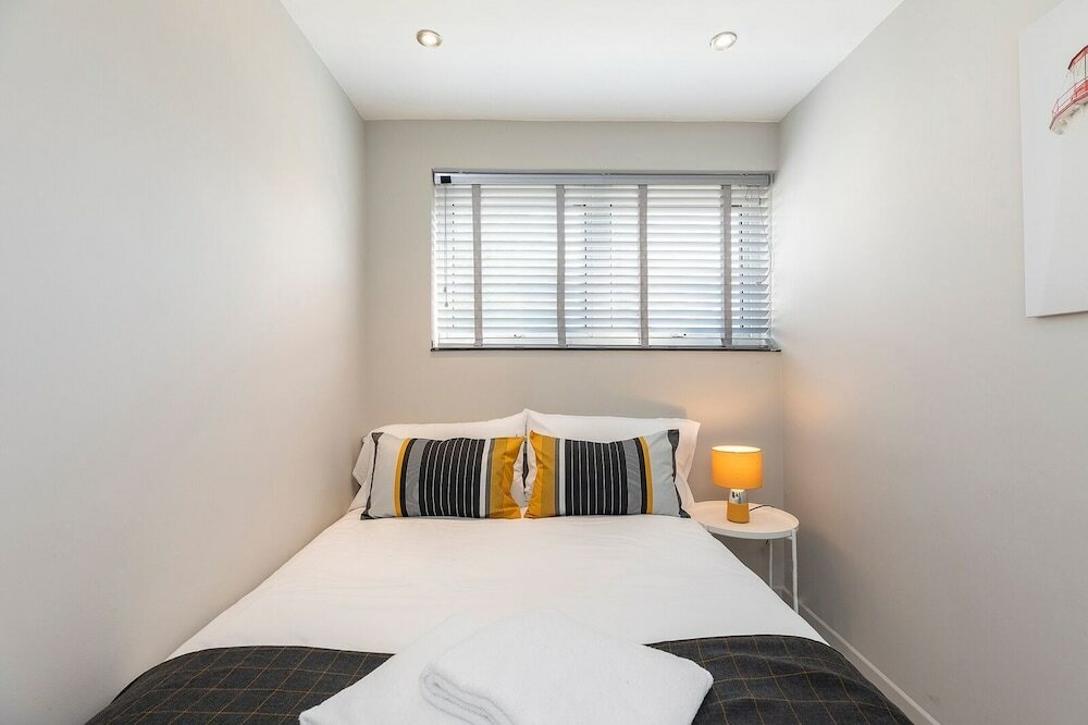 Фото Amazing 3 Bedrooms Flat Near Hyde Park & Oxford St