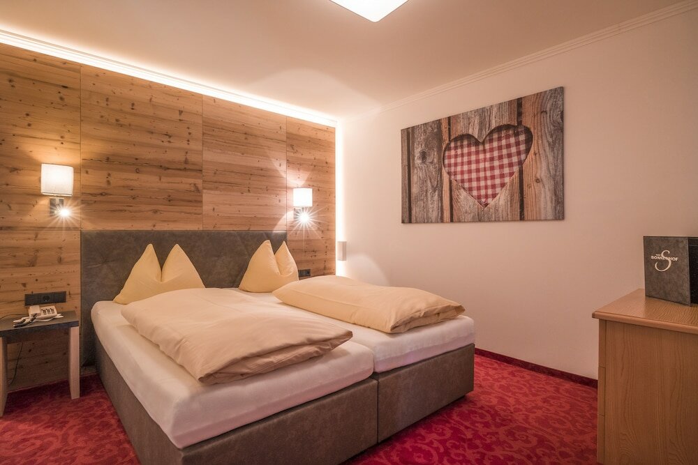 Фото Hotel Sonnenhof