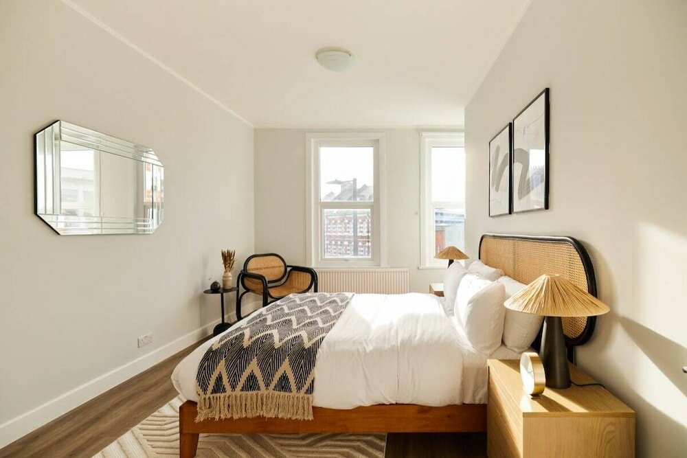 Фото The Fulham Escape - Alluring 5bdr Flat