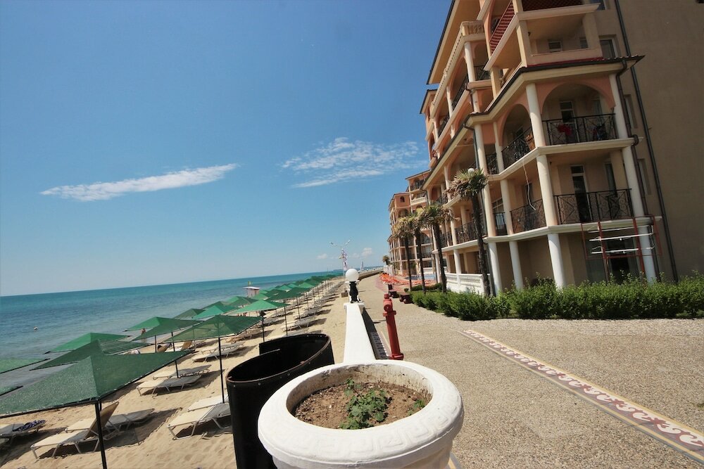 Фото Menada Andalusia Apartments