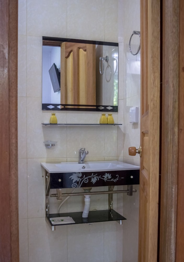 Фото Hulhudheli Inn