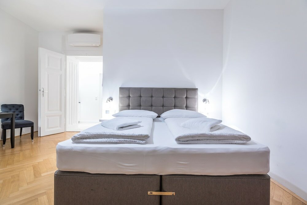 Фото Parkview Residences