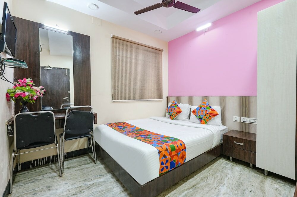 Фото Fabexpress Raj Supreme Residency