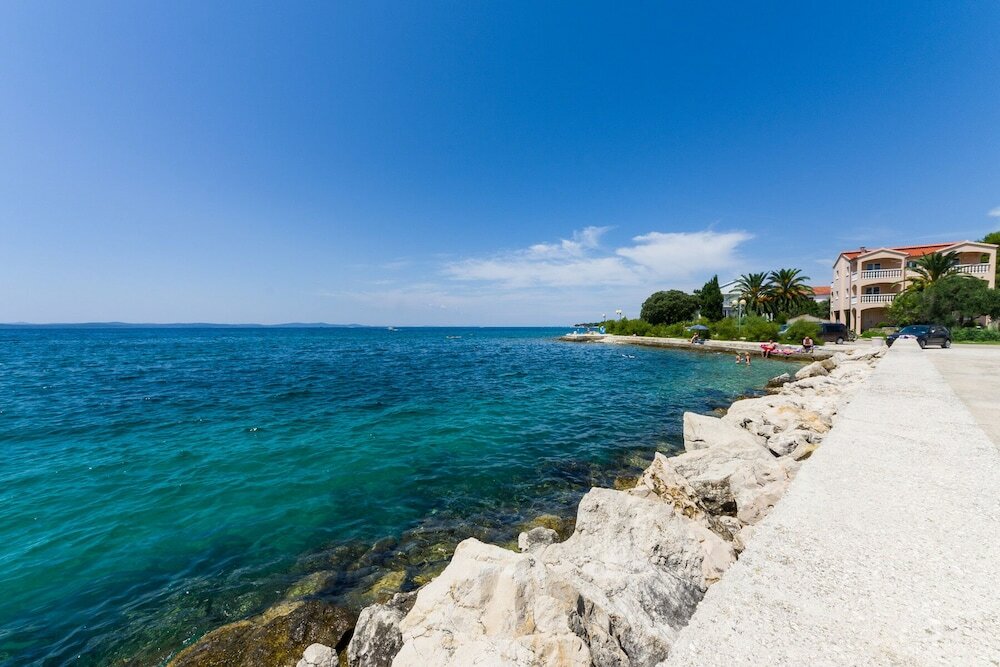 Фото Pupa - Nice Family Apartments - A1 Dora