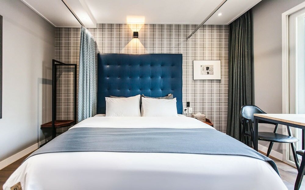 Фото Changwon Jinhae Yongwon Brown Dot Hotel