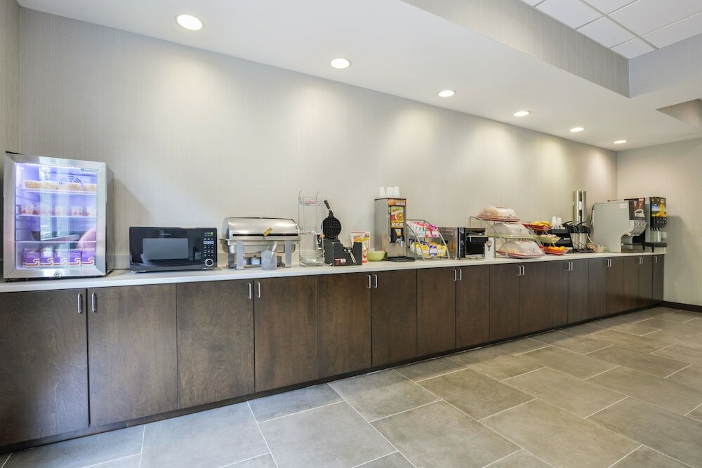 Фото Wingate by Wyndham Charlotte Airport I-85/i-485