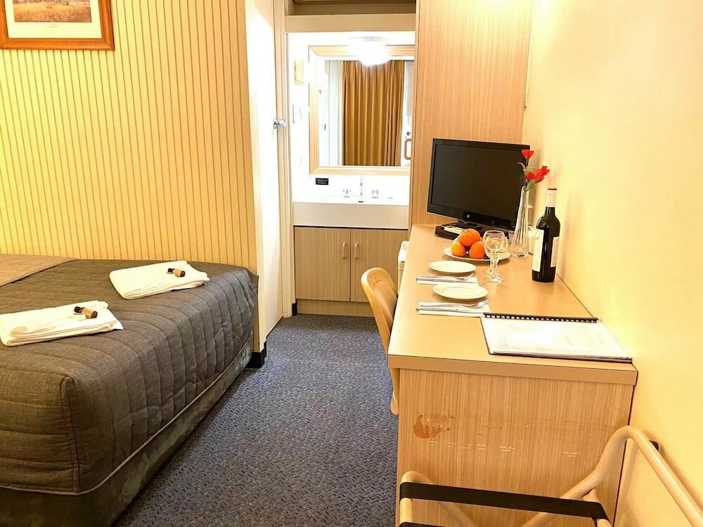 Фото Gateway Motor Inn