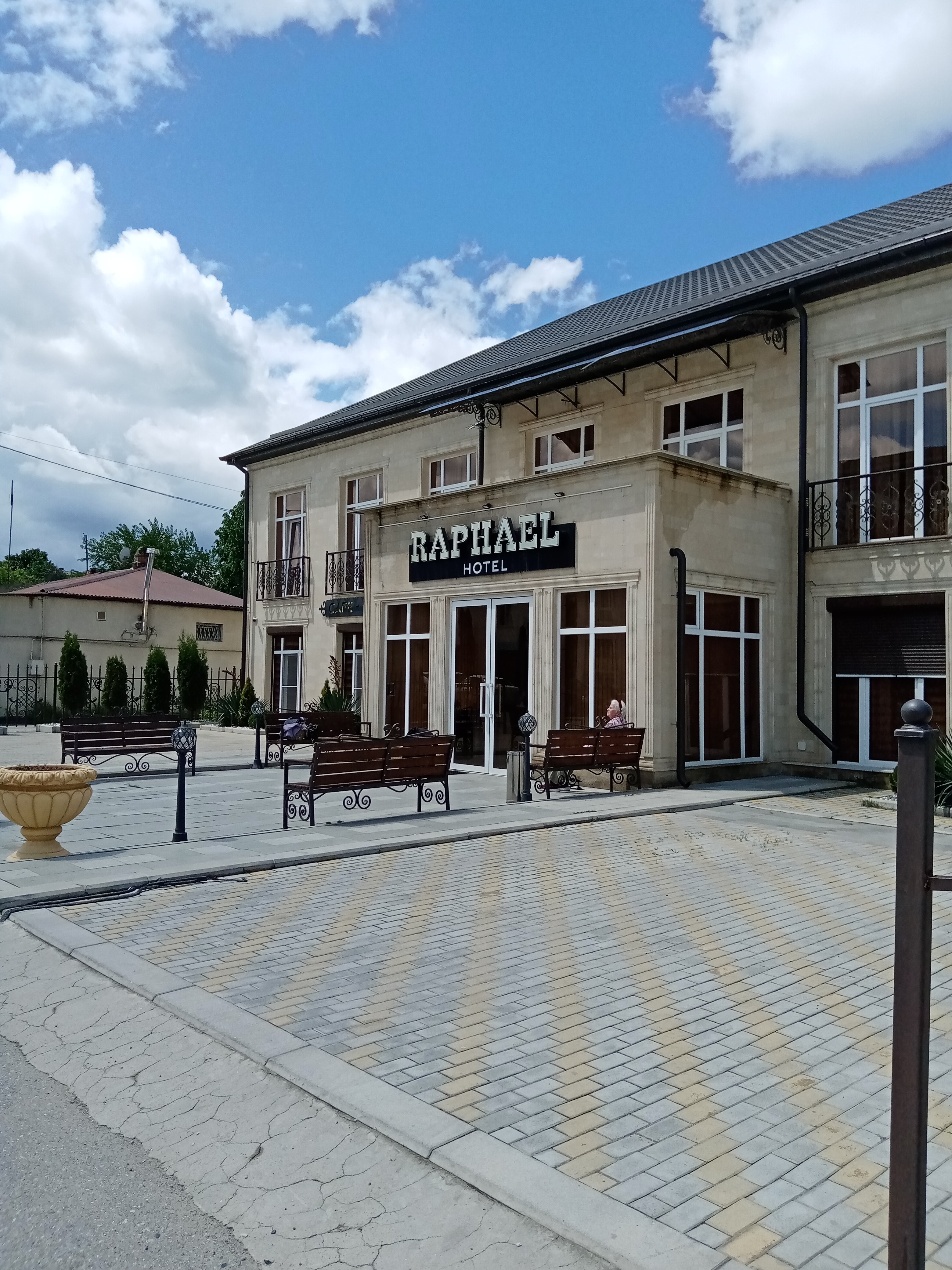 Фото Рафаэль