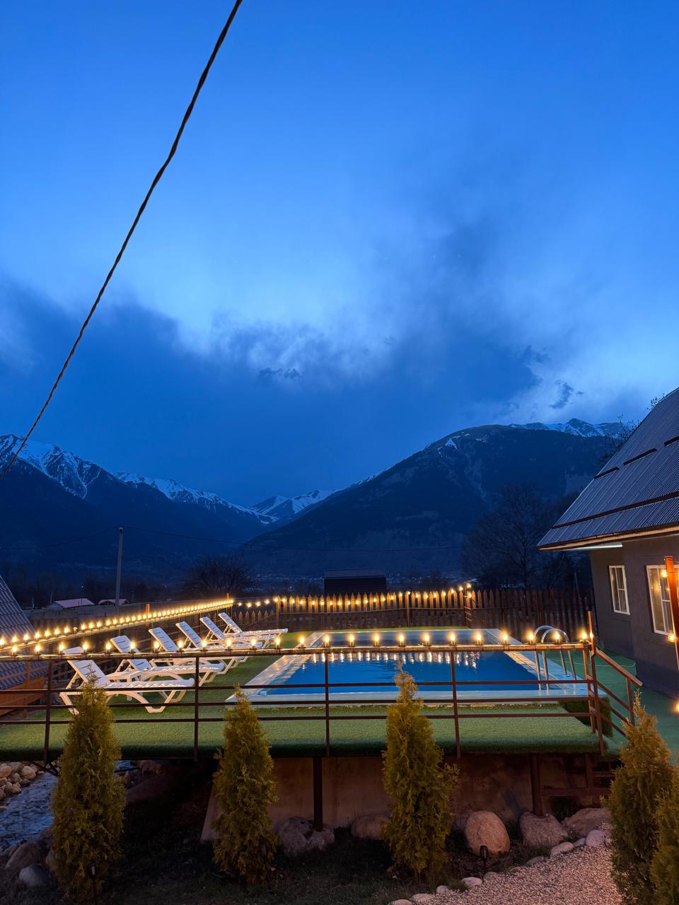 Фото Хата с краю