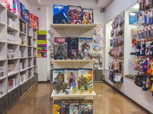 Çizgi roman dükkanı Geek-shop Stickerpachechnaya, Sevastopol, foto