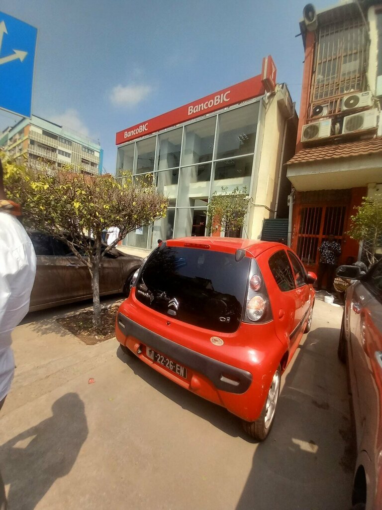 ATM Bic, Loanda, photo