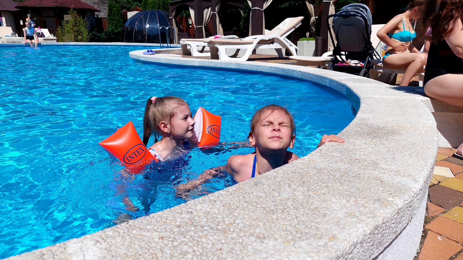 Фото Инфинити