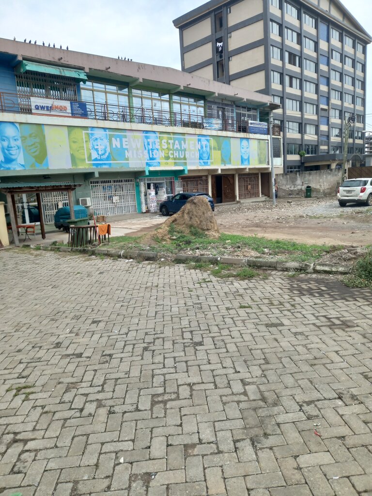 Orthodox church New Testament Mission Church, Accra, photo