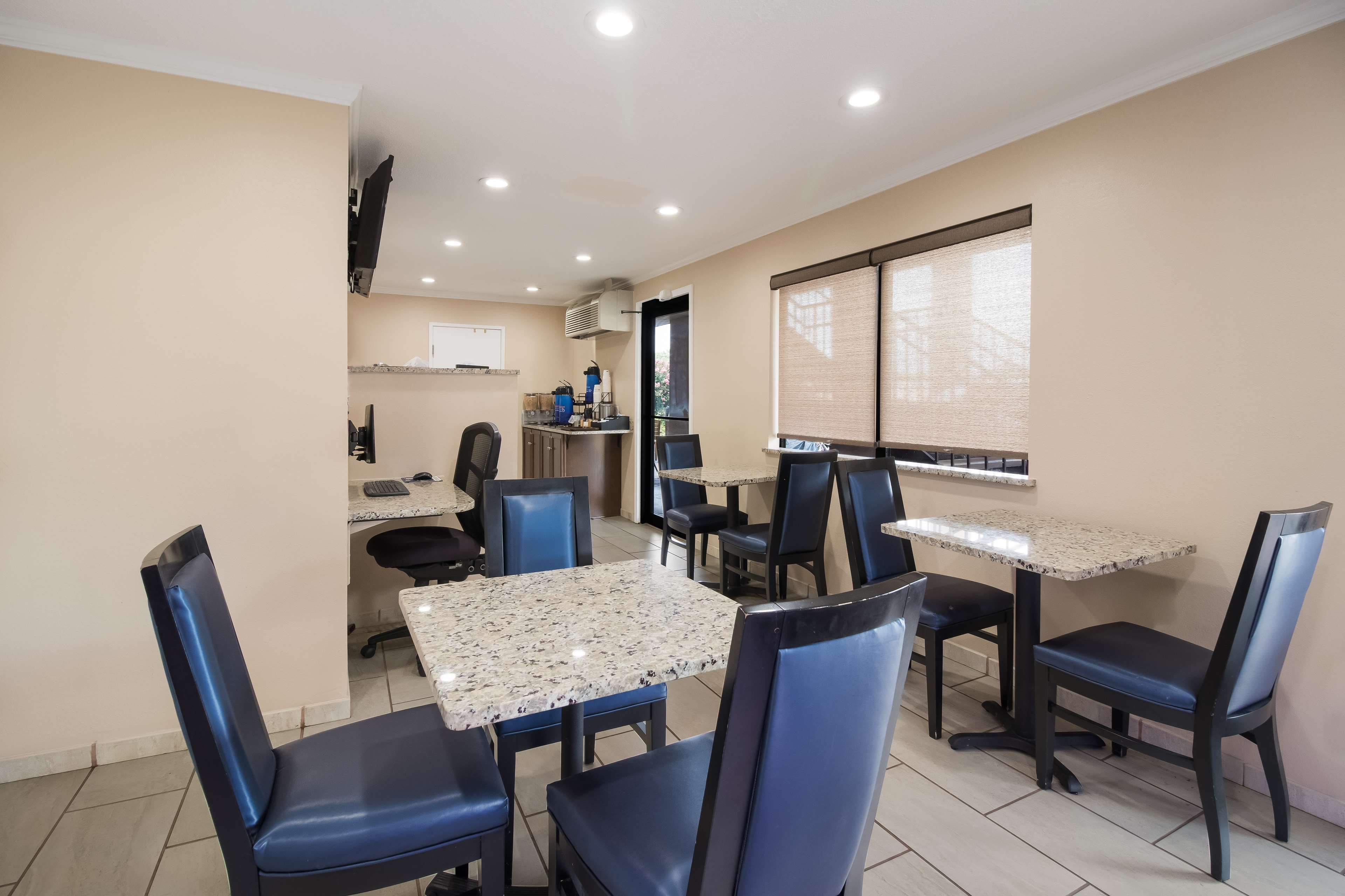 Фото Best Western McKenzie