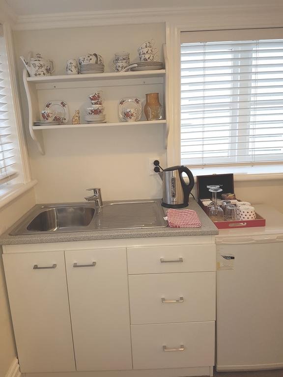 Фото Ponsonby Manor Guest House