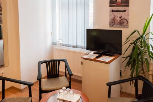 Фото Broadway City Panzió