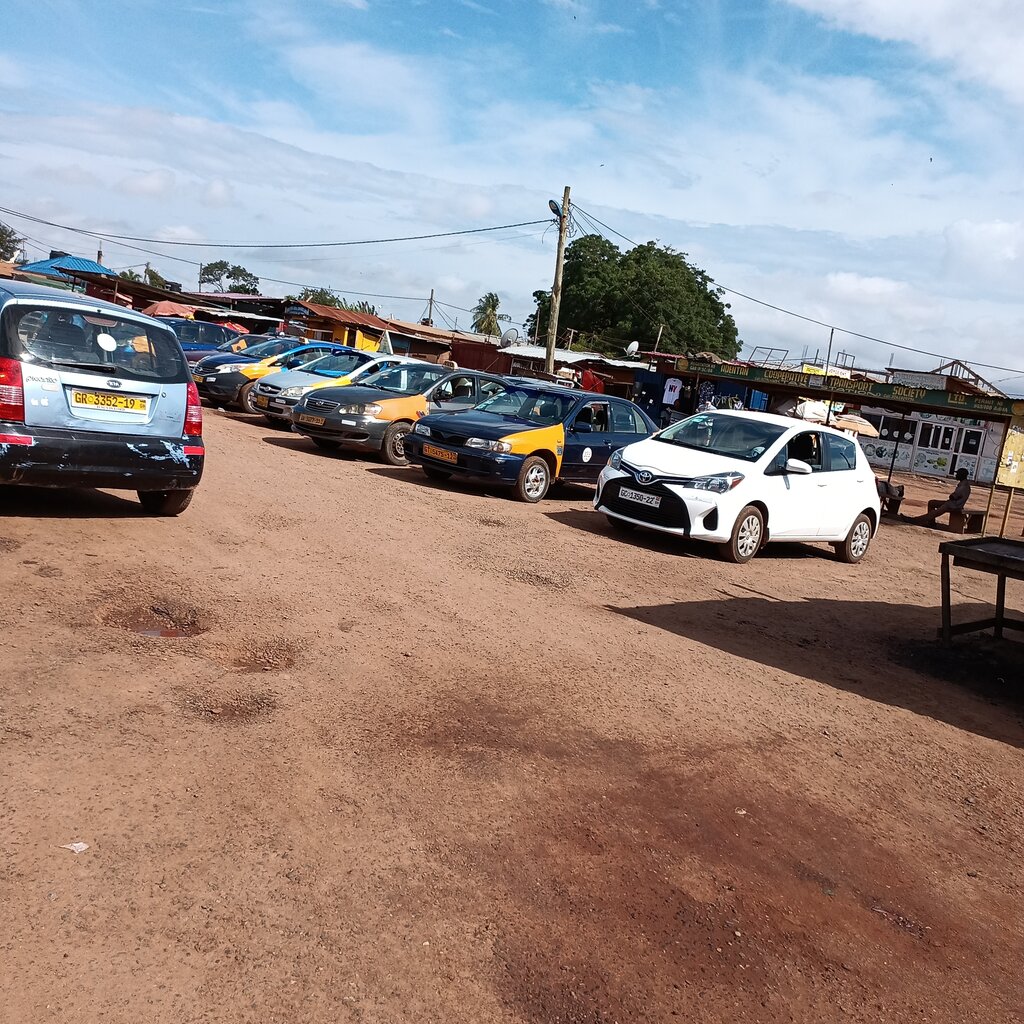 Bus station Adenta Trotro Bus Station, Earth, photo