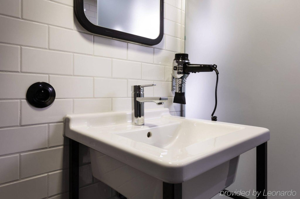 Фото Pentahotel Brussels City Centre