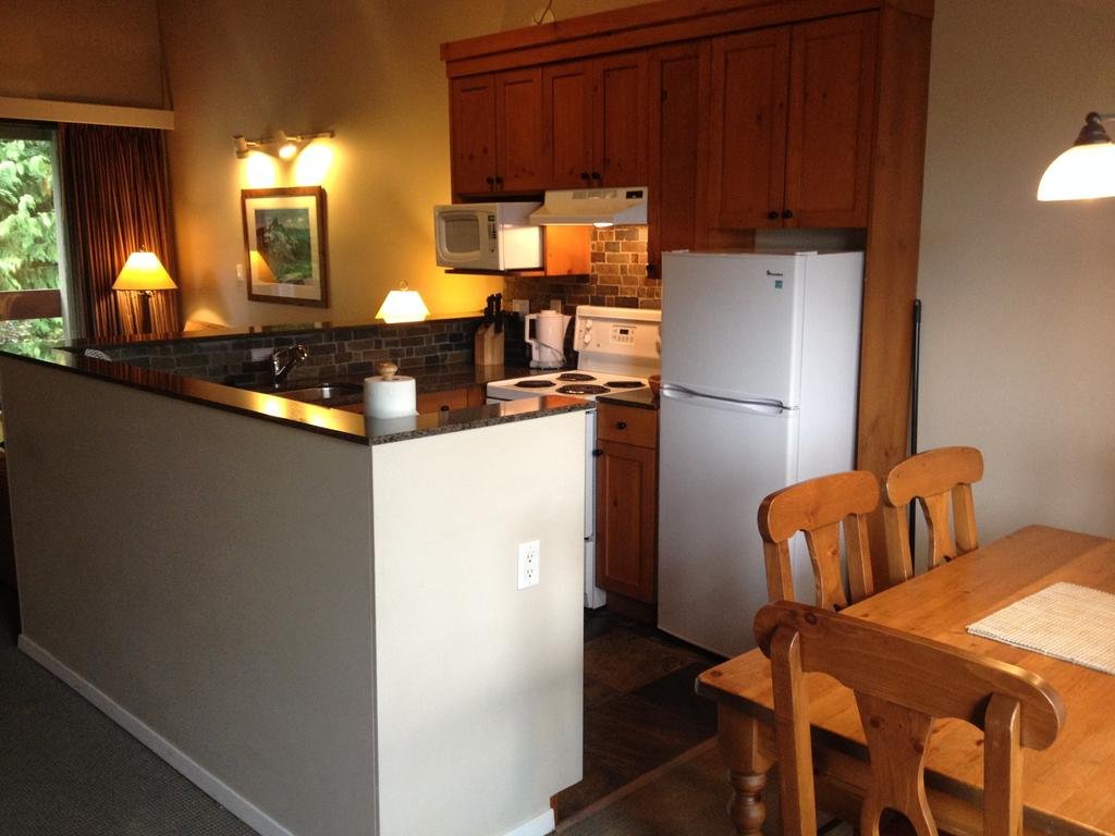 Фото Tantalus Resort Lodge