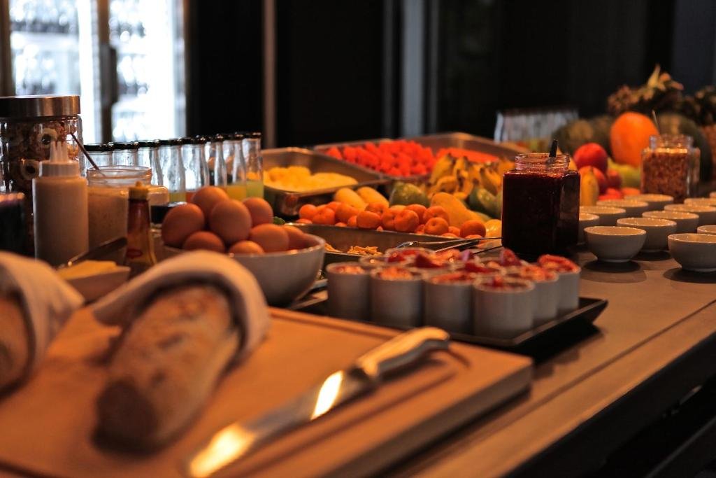 Фото Bed Nimman Hotel