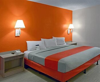 Гостиница Motel 6 Los Angeles - Harbor City в Карсоне