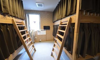 Фото Yadokari Namba Hostel