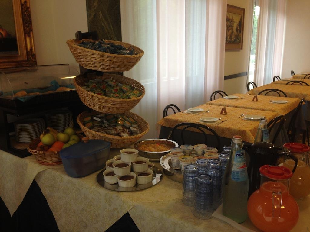 Фото Hotel Arlesiana