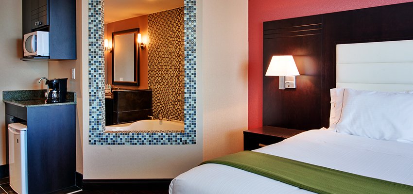 Фото Holiday Inn Express Hotel & Suites Ottawa West Nepean