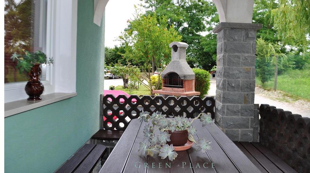 Фото Apartments Green Place