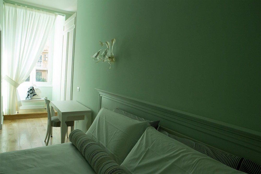 Фото Guest House Queen Meg Roma